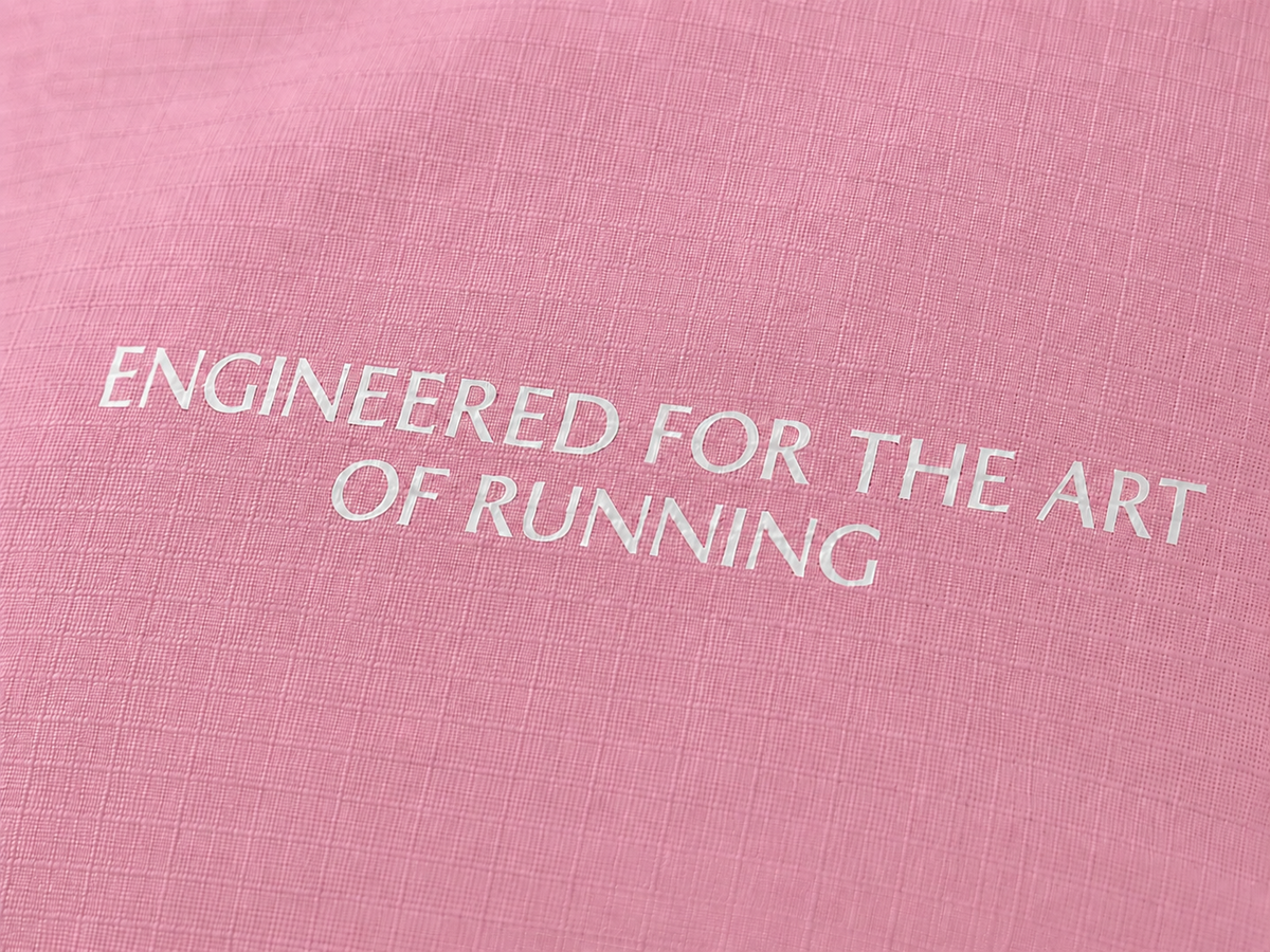 Lievre Running - Le Langage des Fleurs: Colour, Nature and the Art of Running