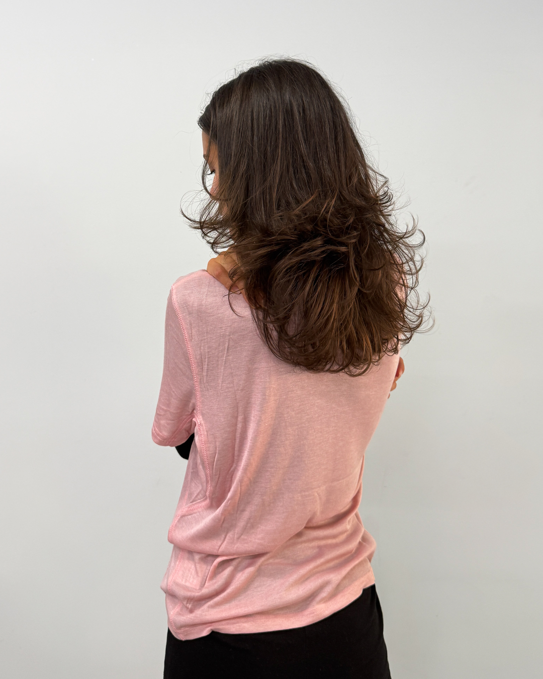 Lievre Running Lyocell Soft Pink T-shirt, sustainably sourced Lyocell fabric in a minimal silhouette designed for running and everyday movement.