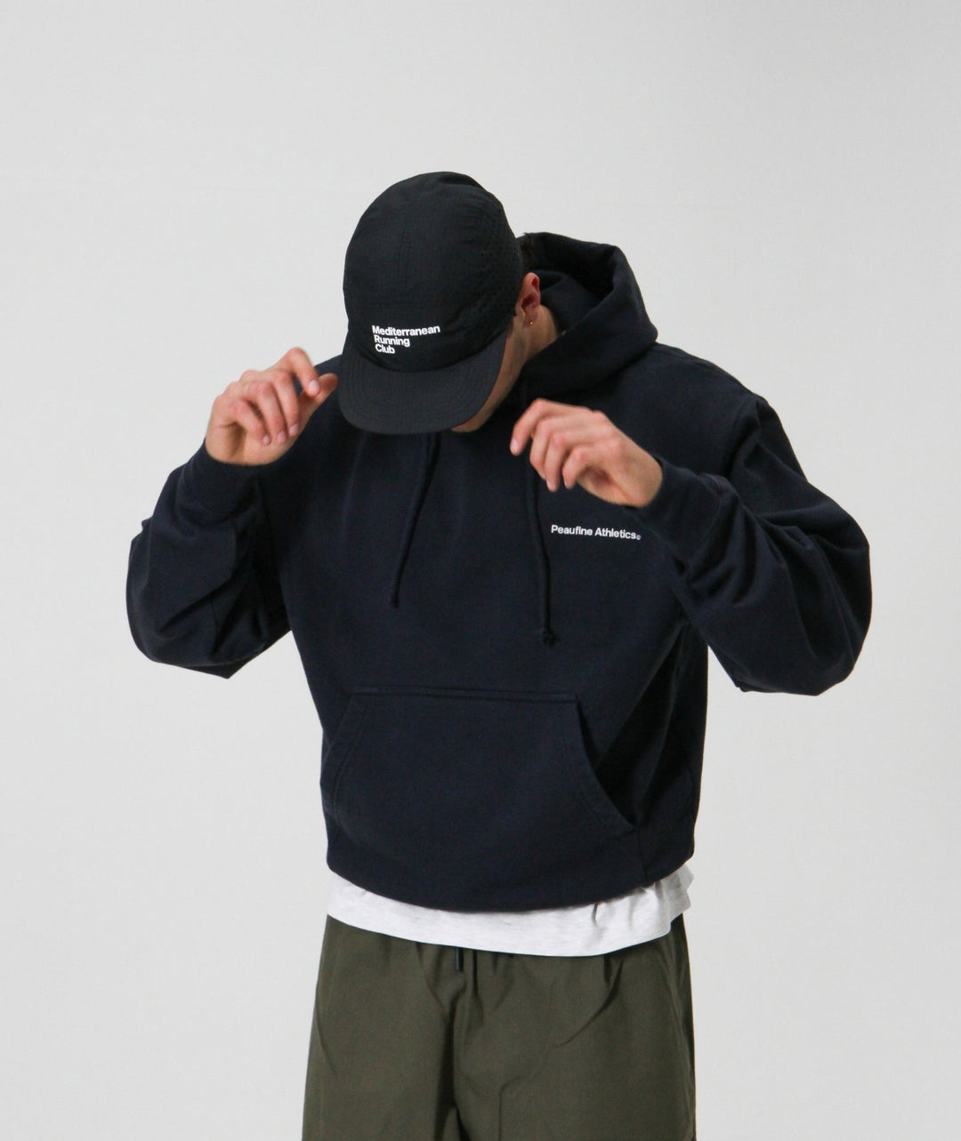 Peaufine Athletics Heavyweight Hoodie Mediterranean Running Club Navy FW26 — close-up