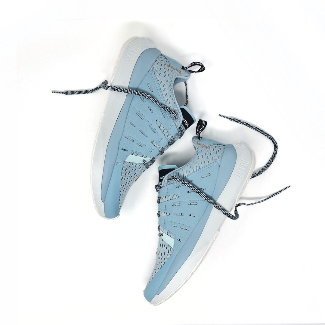 4T2 Sundays pacific coast running shoes showcasing a lightweight design with breathable upper and a durable outsole.