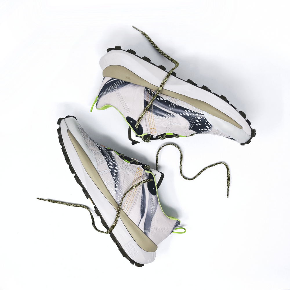 4T2 - sayonara, lonely wolf running shoes featuring a lightweight design and Vibram Zegalite outsole.