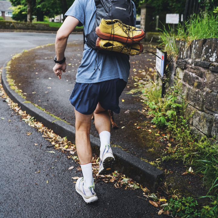 4T2 - sayonara, lonely wolf running shoes featuring a lightweight design and Vibram Zegalite outsole.