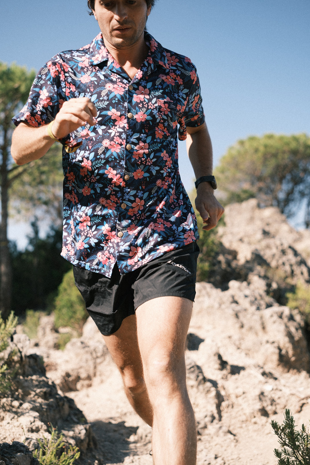 Pamera Hawai Running Shirt with technical fabric made to run and trail run