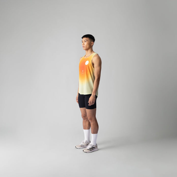 Participation Sage Red Singlet featuring a gradient design, ideal for running and outdoor activities.