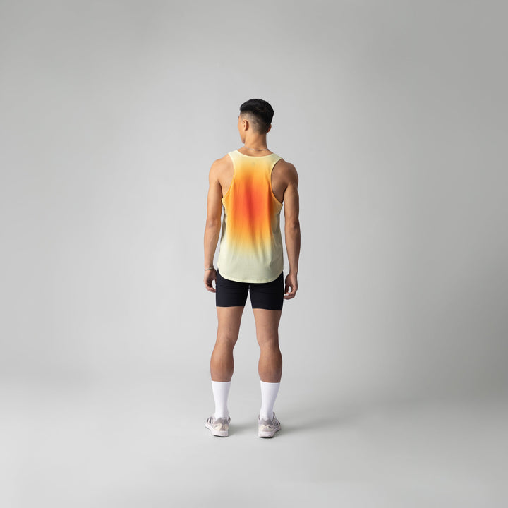 Participation Sage Red Singlet featuring a gradient design, ideal for running and outdoor activities.