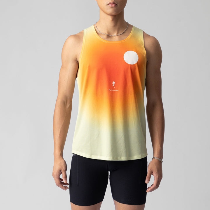Participation Sage Red Singlet featuring a gradient design, ideal for running and outdoor activities.