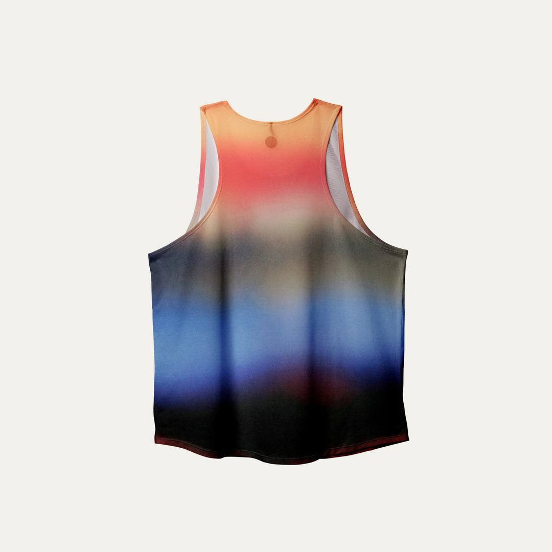 Participation Dawn Singlet in a breathable design for active workouts