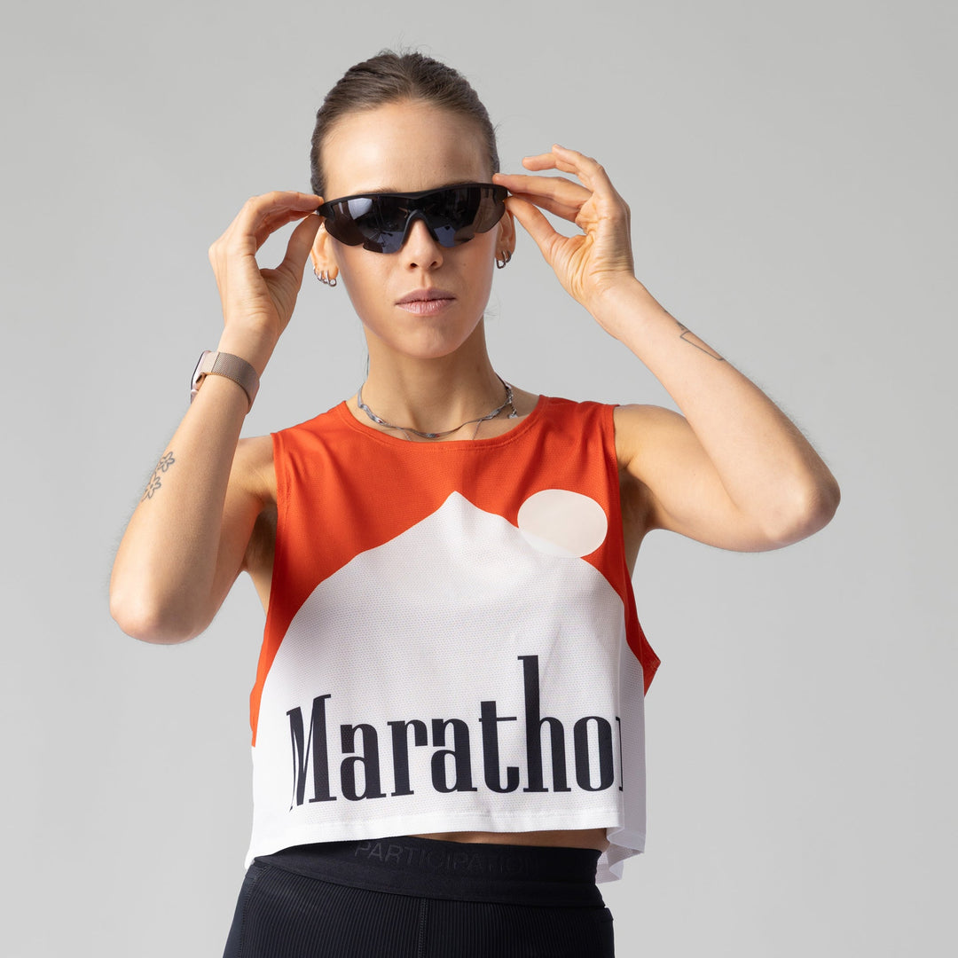 Participation Marathon Red Crop Singlet, lightweight and breathable, designed for long-distance runners.