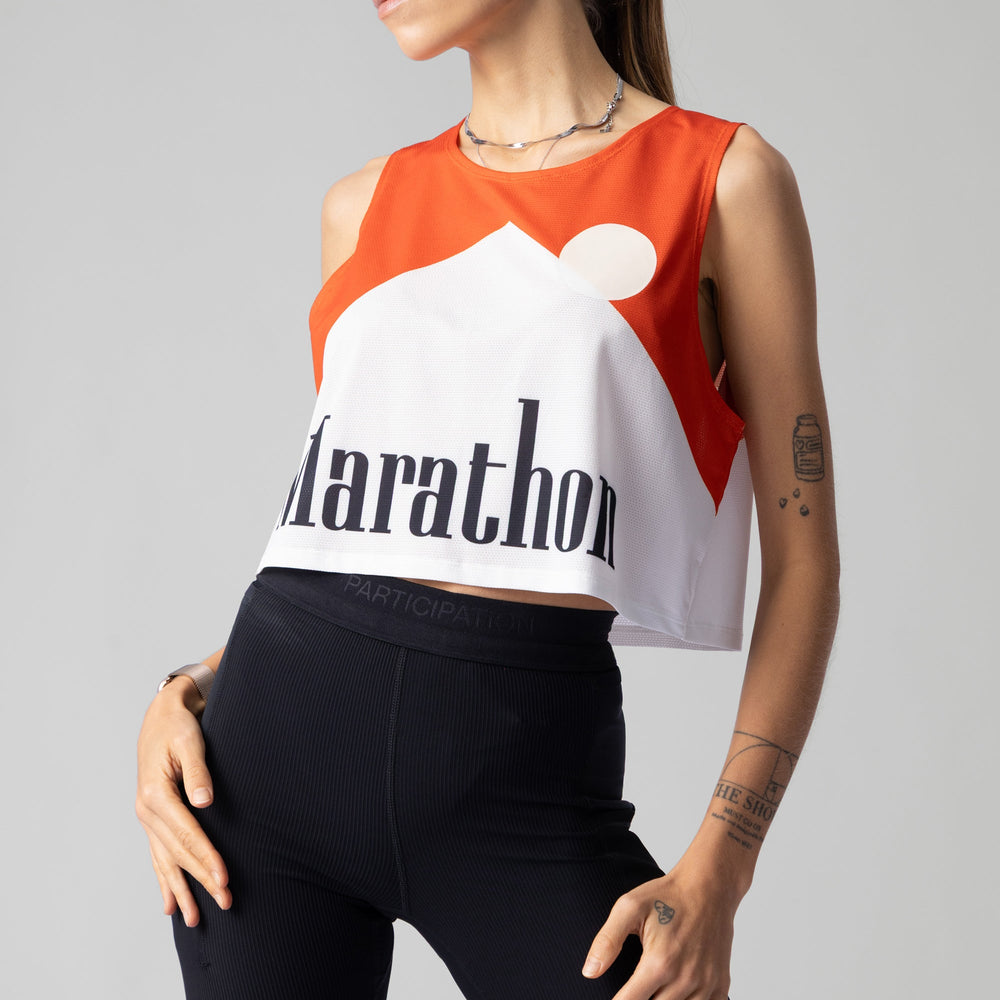 Participation Marathon Red Crop Singlet, lightweight and breathable, designed for long-distance runners.