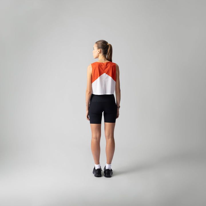 Participation Marathon Red Crop Singlet, lightweight and breathable, designed for long-distance runners.