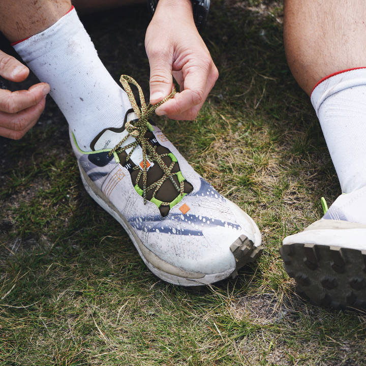4T2 - sayonara, lonely wolf running shoes featuring a lightweight design and Vibram Zegalite outsole.