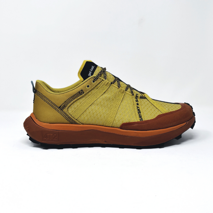 4T2 get lost saysky edition trail running shoe with vibrant colors, featuring a durable vibram outsole.