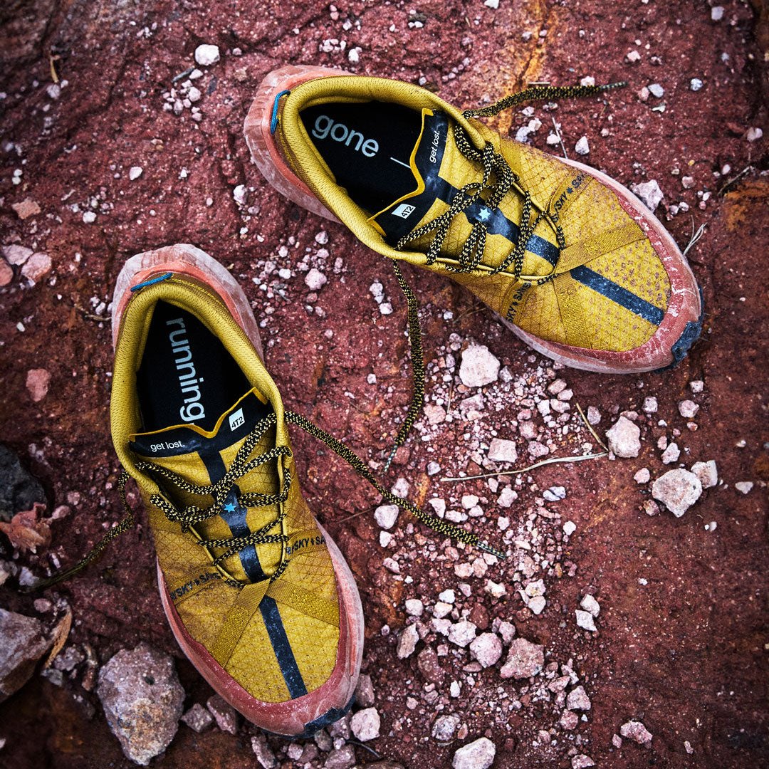 4T2 get lost saysky edition trail running shoe with vibrant colors, featuring a durable vibram outsole.