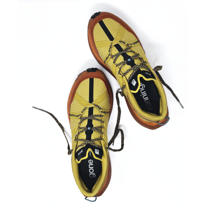 4T2 get lost saysky edition trail running shoe with vibrant colors, featuring a durable vibram outsole.