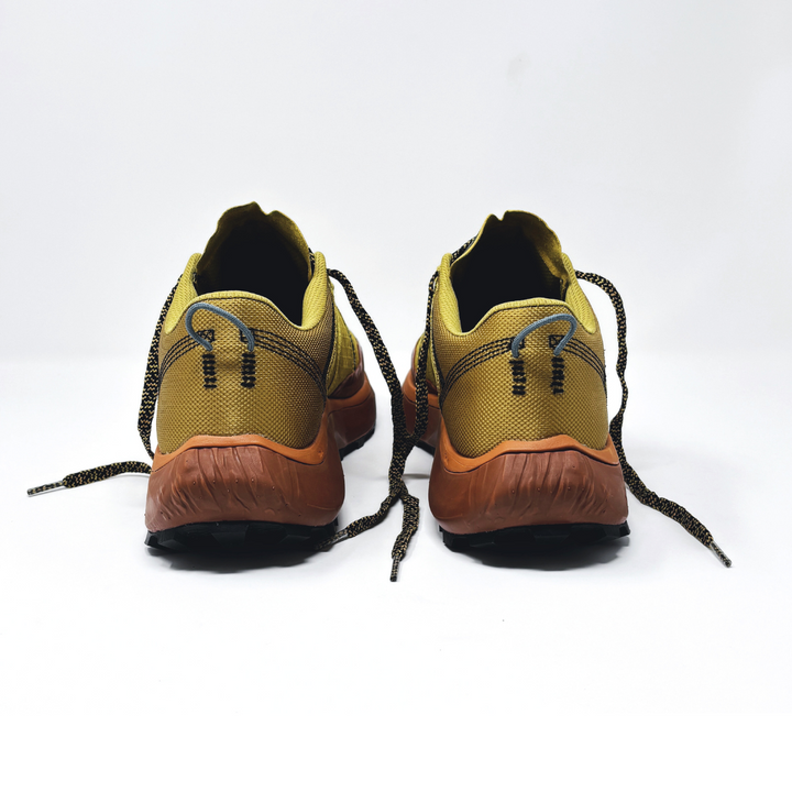 4T2 get lost saysky edition trail running shoe with vibrant colors, featuring a durable vibram outsole.