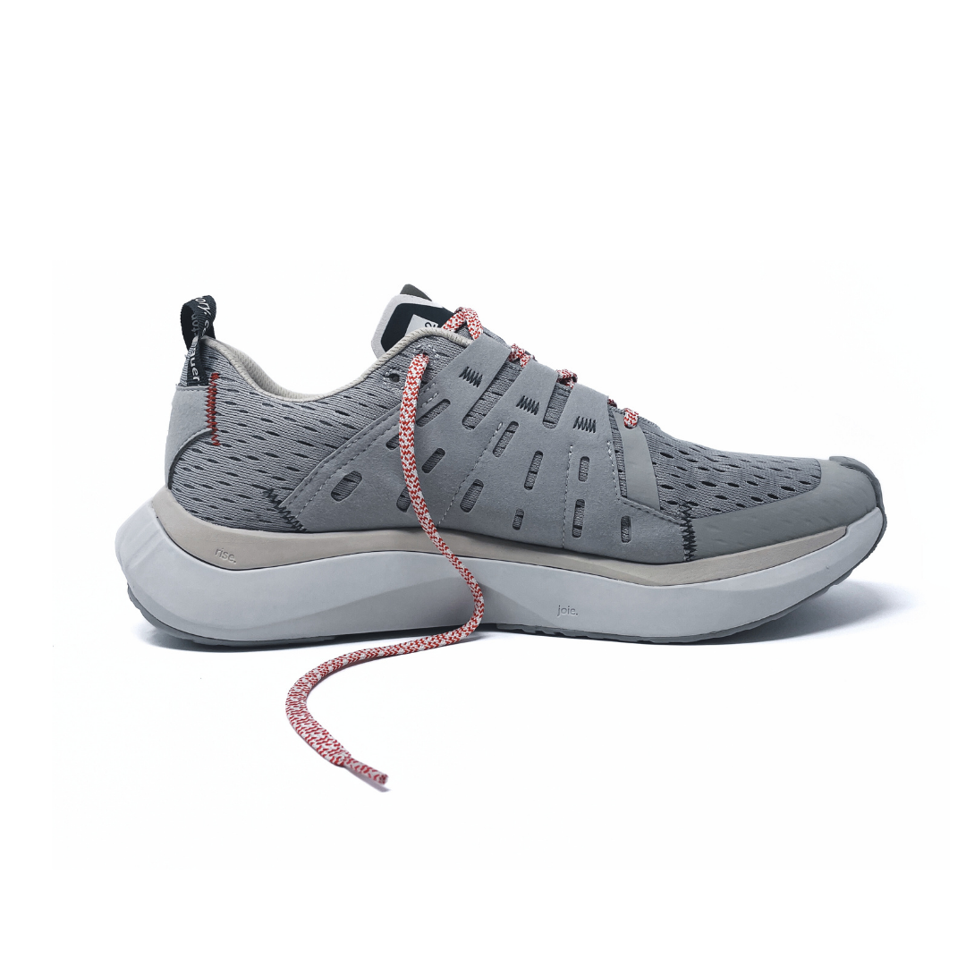 4T2 sundays running shoes showcasing a breathable upper and durable outsole suitable for long distance runs.