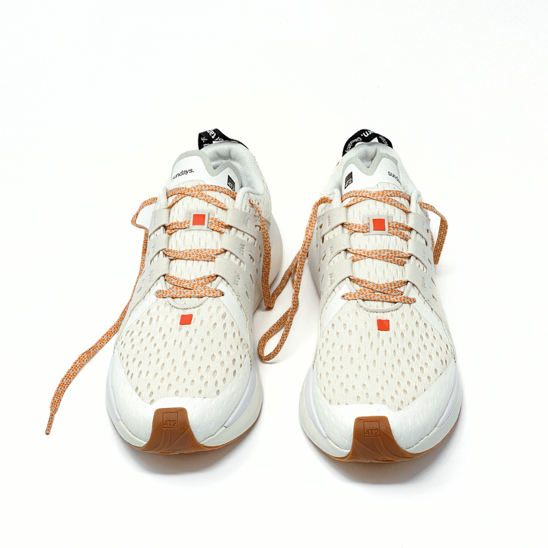 4T2 sundays vintage white running shoes with a breathable design and a comfortable fit.