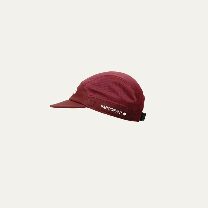 Participation Aberdeen running cap, maroon 5-panel with curved brim and white “ABERDEEN TRACK” embroidery.