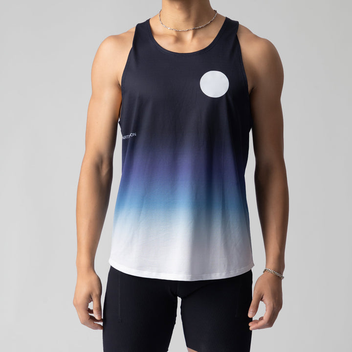 Participation Cold Gradient Singlet in a stylish gradient from black to blue and white, perfect for activewear.