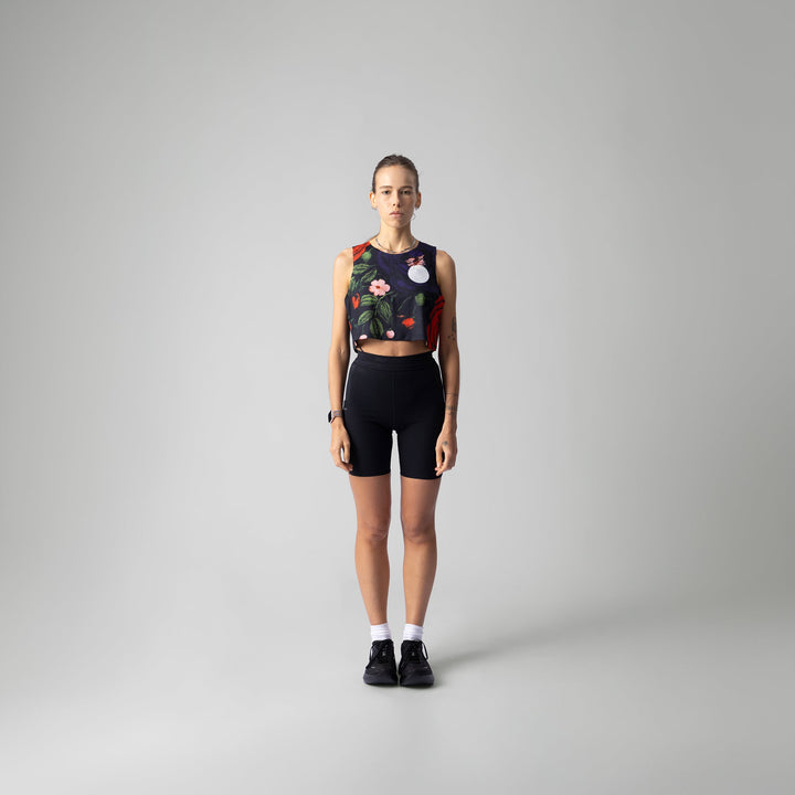 Front view of the Participation Embroidery Floral Crop Singlet, featuring a floral design and breathable fabric.