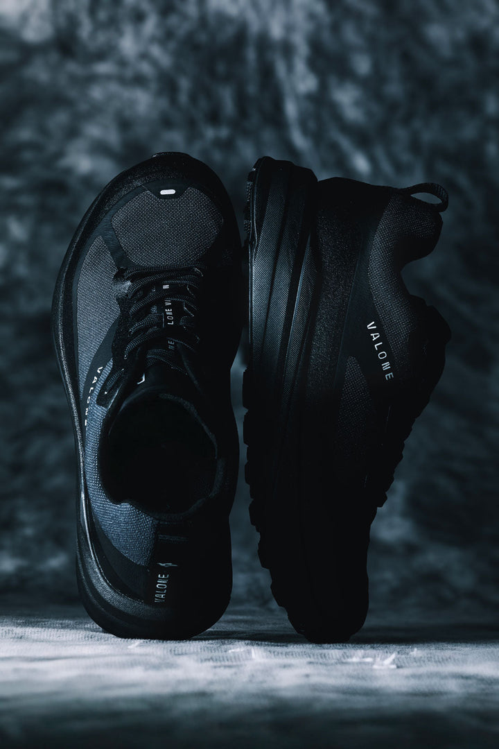 Detail of the black Valone Rave Arnev, technical trail running shoe made in Europe