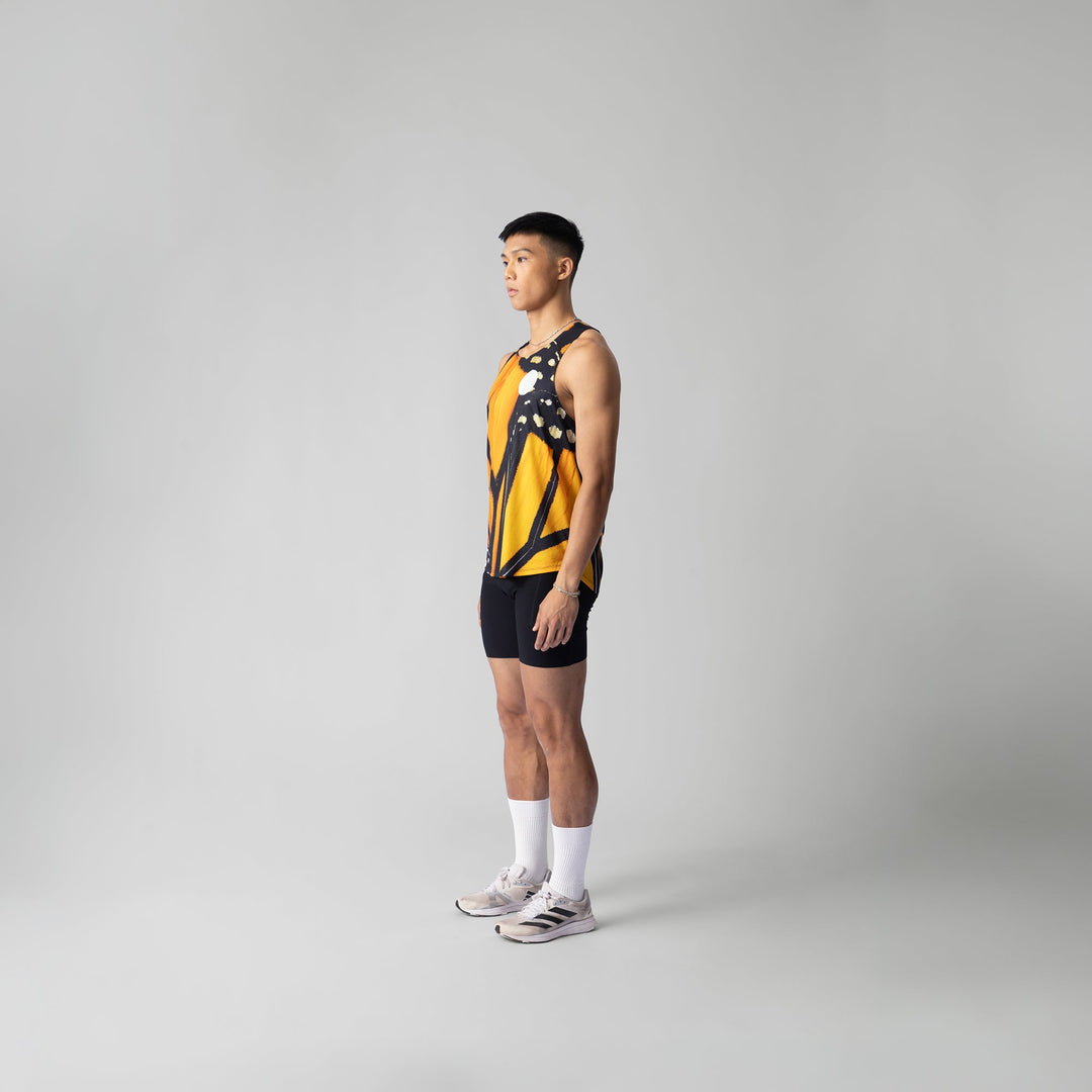 Participation Monarch Singlet featuring a round neckline and sleeveless design, ideal for warm-weather training.