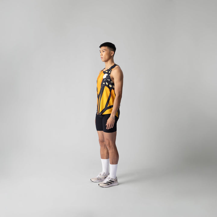 Participation Monarch Singlet featuring a round neckline and sleeveless design, ideal for warm-weather training.