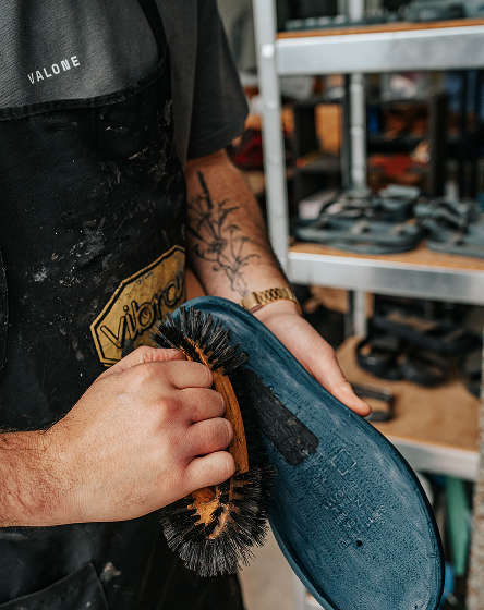 Valone repair service foam and lugs