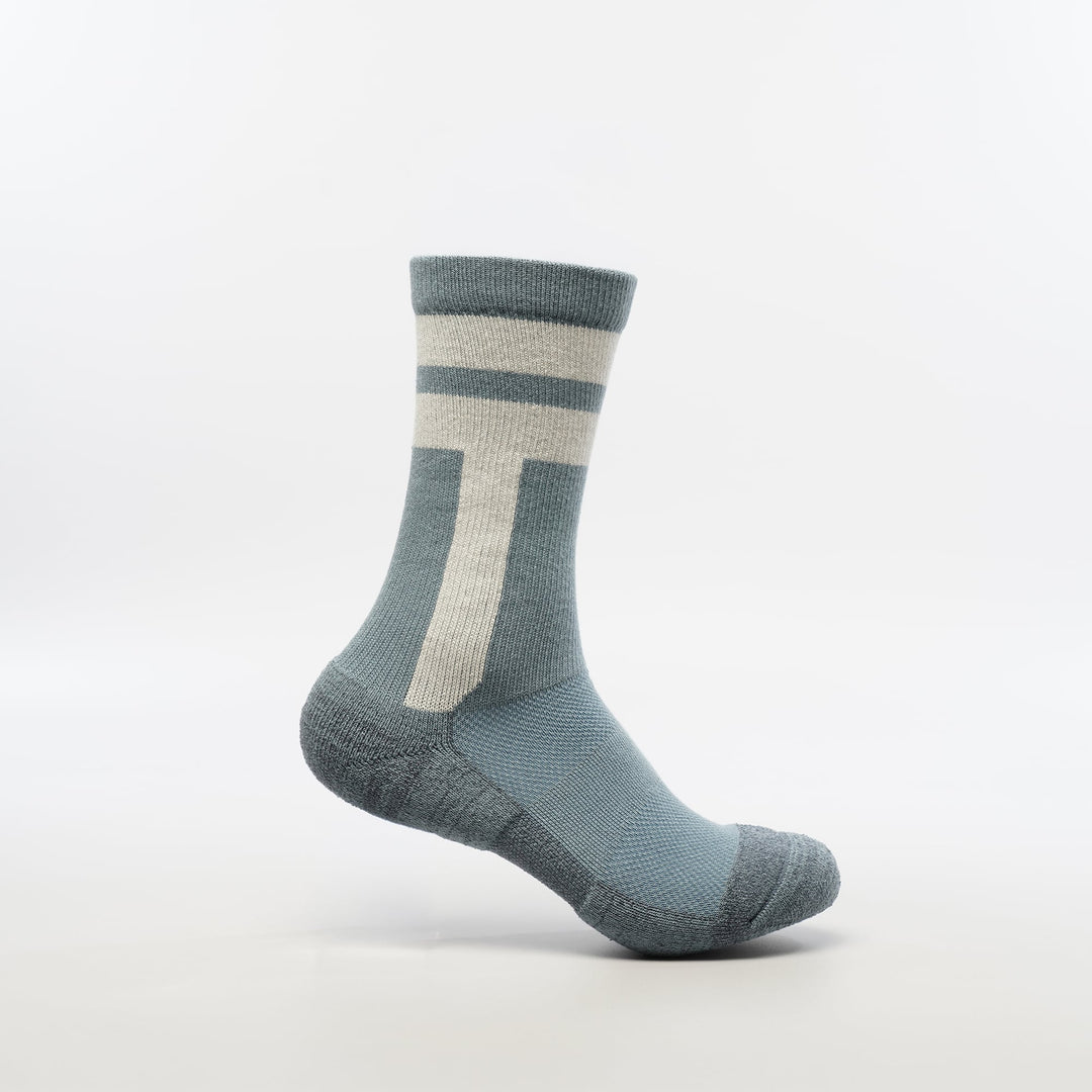 Blue Grey crew-length T2 Ultra Socks by Tabisuke Tabizo, featuring foot-mapped knit structure, arch compression, and Dralon Cotton fabric for trail running and fastpacking.