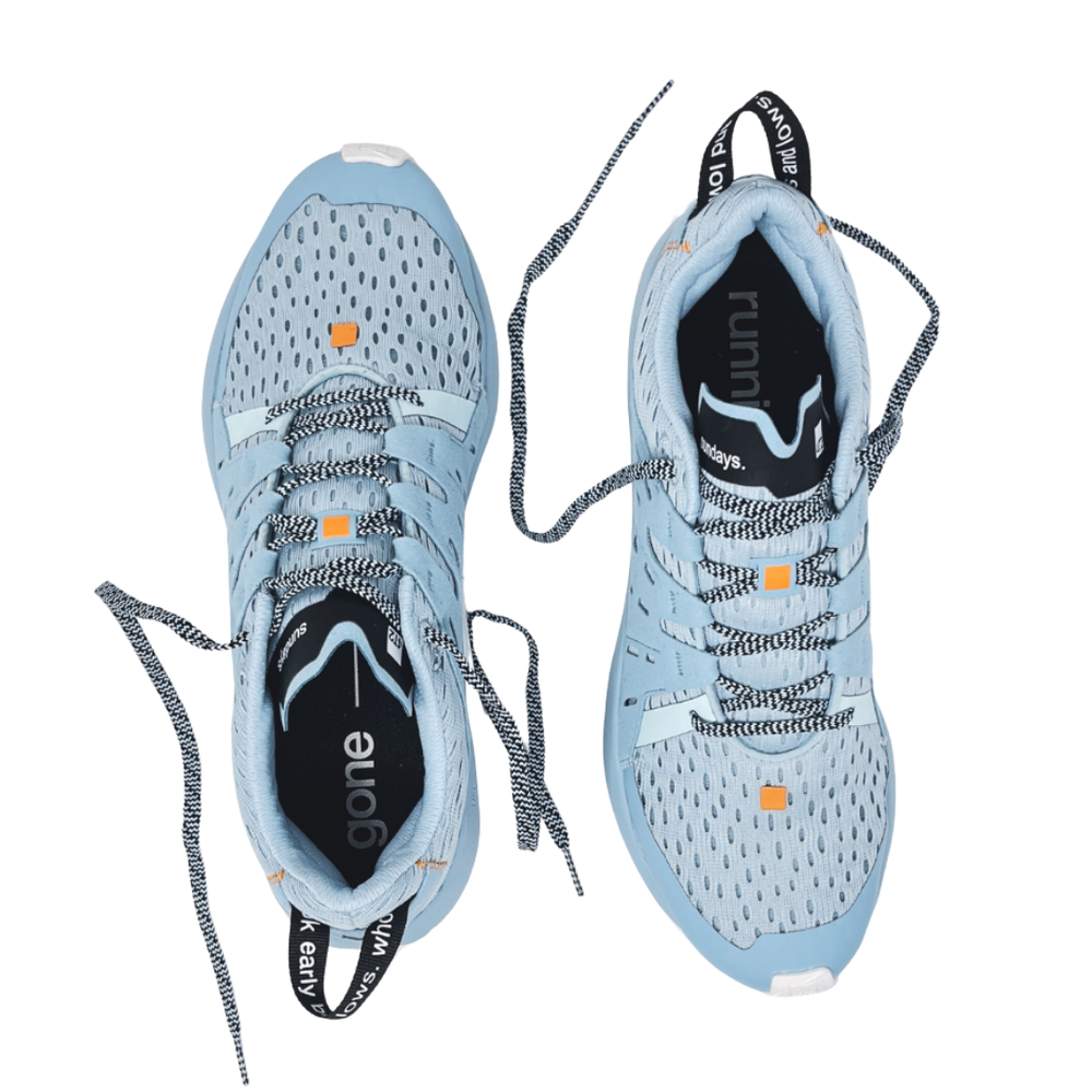 4T2 Sundays pacific coast running shoes showcasing a lightweight design with breathable upper and a durable outsole.