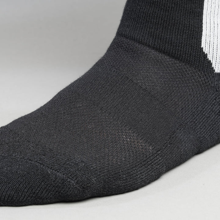 Black crew-length T2 Ultra Socks by Tabisuke Tabizo, featuring foot-mapped knit structure, arch compression, and durable fabric for trail running and fastpacking.