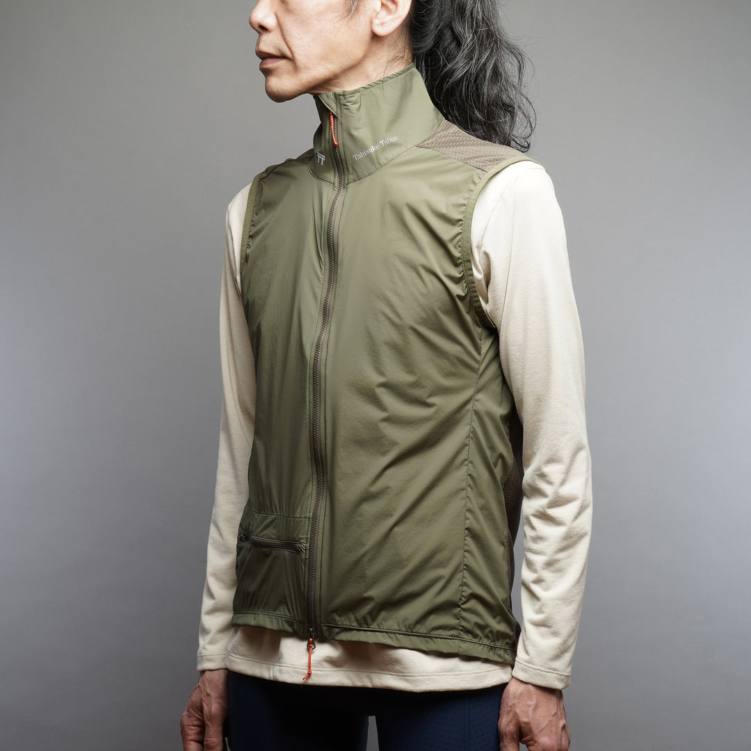 T2 Running Wind Shell Vest in khaki featuring ultra-light windproof nylon and packable design