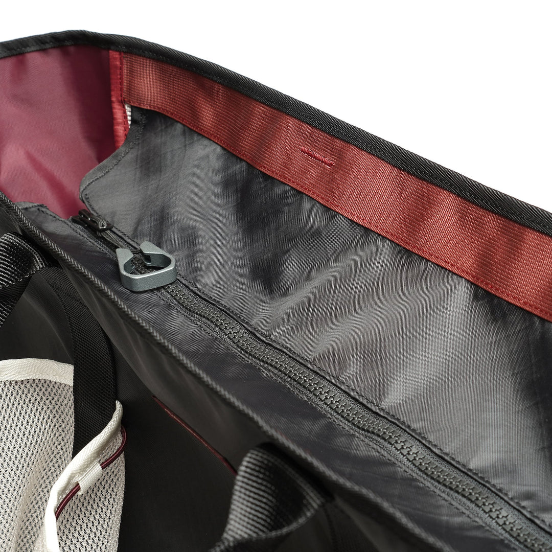 T2 Trail Tote 30L black high-capacity outdoor tote bag